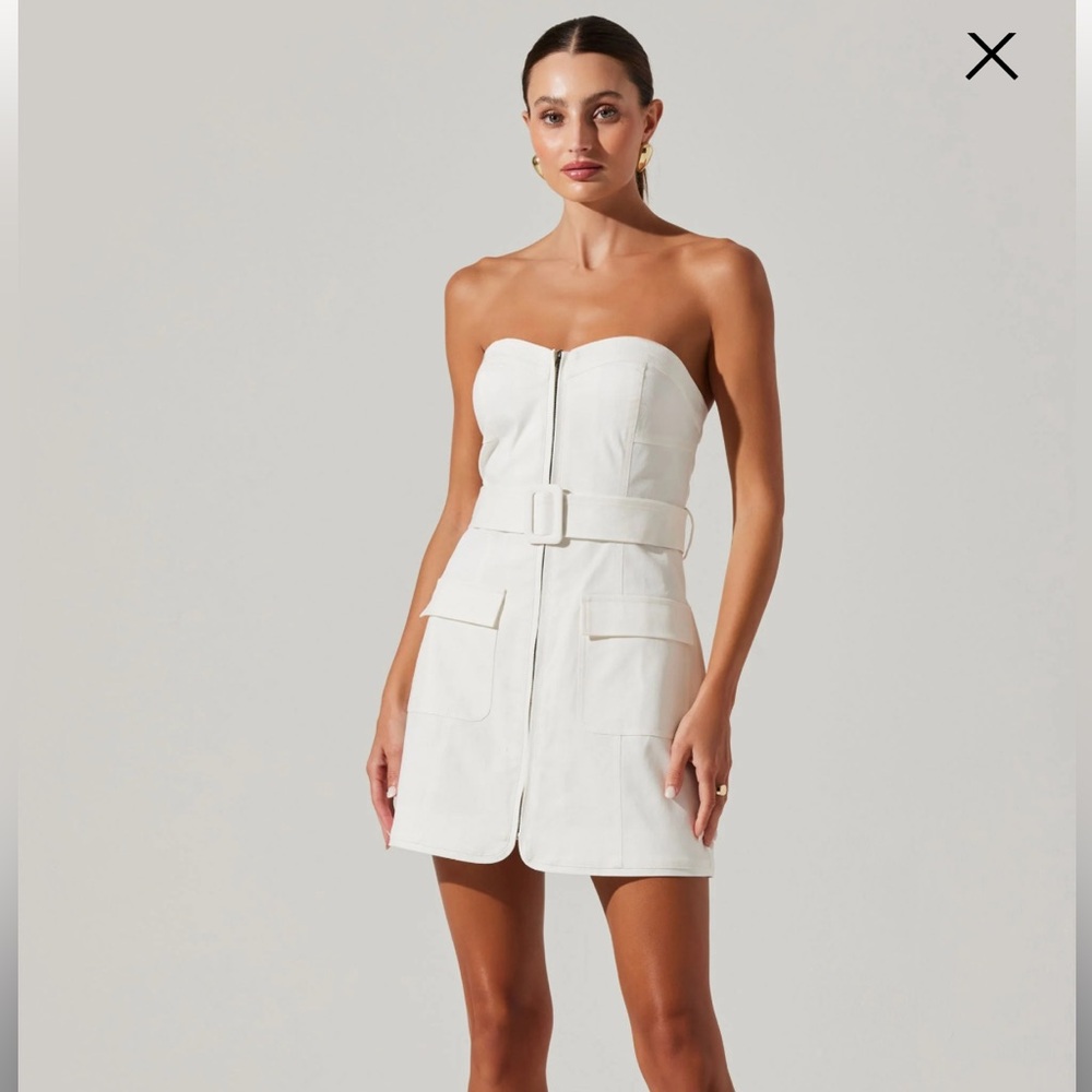 ASTR the Label Deniz Strapless Mini Dress